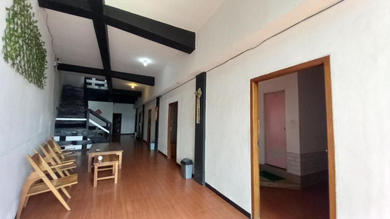 Dc Hotel & Hostel 纳闽巴霍 外观 照片