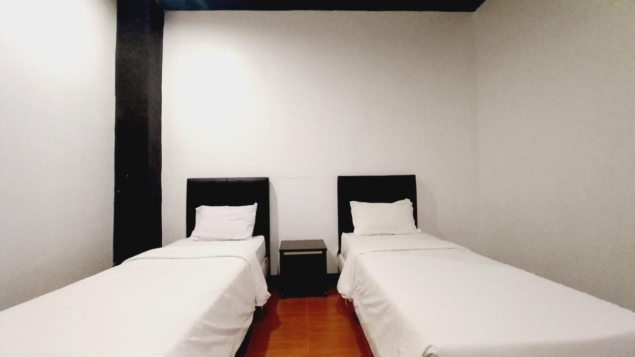Dc Hotel & Hostel 纳闽巴霍 外观 照片