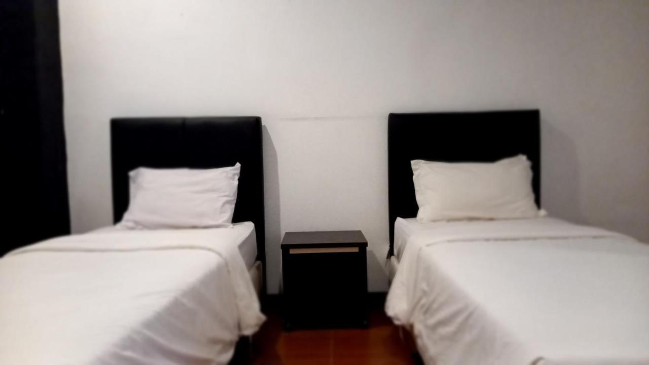 Dc Hotel & Hostel 纳闽巴霍 外观 照片