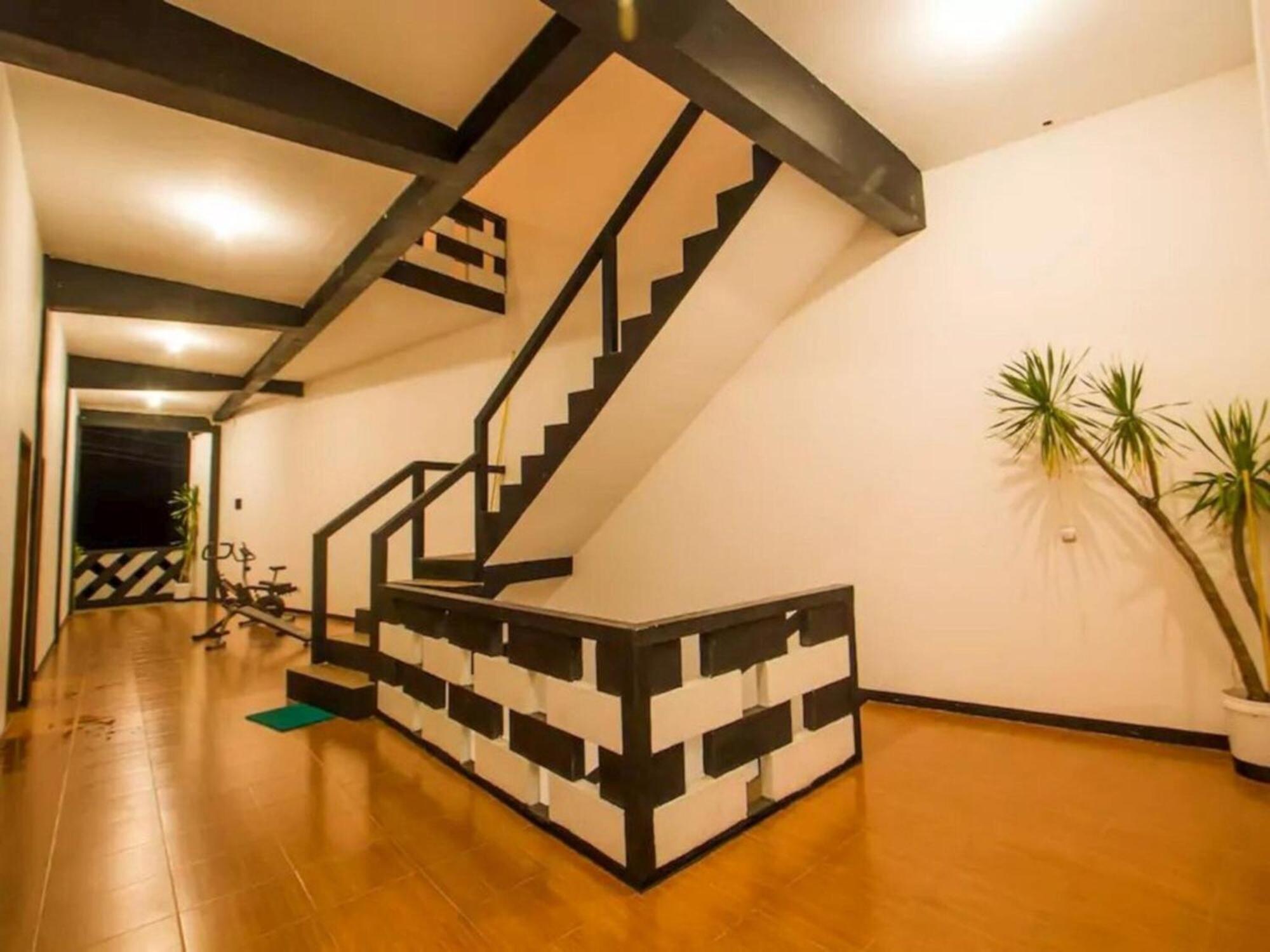 Dc Hotel & Hostel 纳闽巴霍 外观 照片