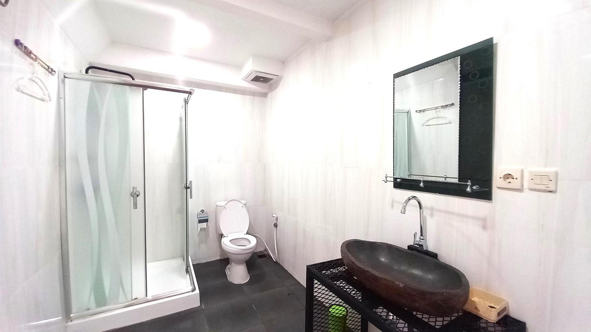Dc Hotel & Hostel 纳闽巴霍 外观 照片